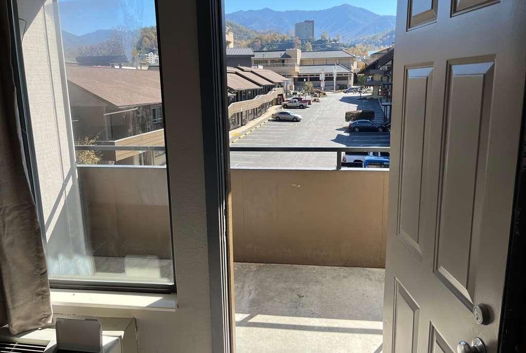 The Wander Hotel Gatlinburg Room photo