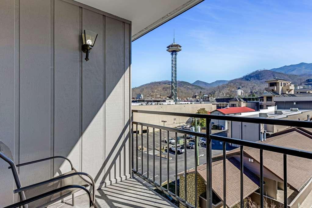 The Wander Hotel Gatlinburg Room photo